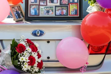 12 Best Senior Car Decorating Ideas